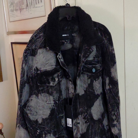 NWT Awesome Acid Wash Denim Jacket sz xl - Picture 1 of 7